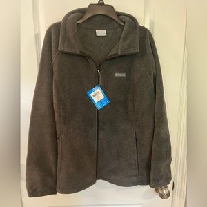 Woman’s charcoal Columbia fleece 2XL zip up jacket NWT